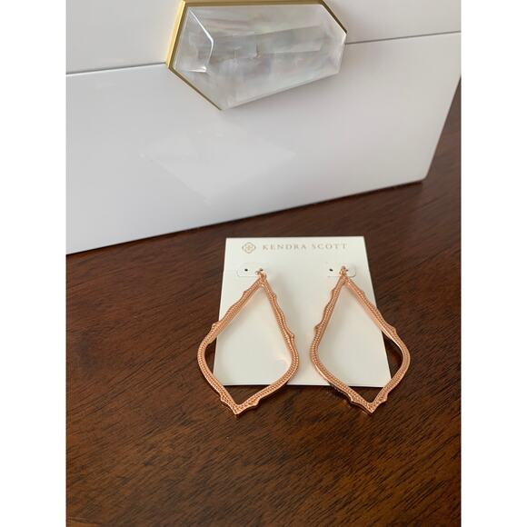 KENDRA SCOTT Sophee Drop Dangle Earrings in Rose Gold - Picture 6 of 6